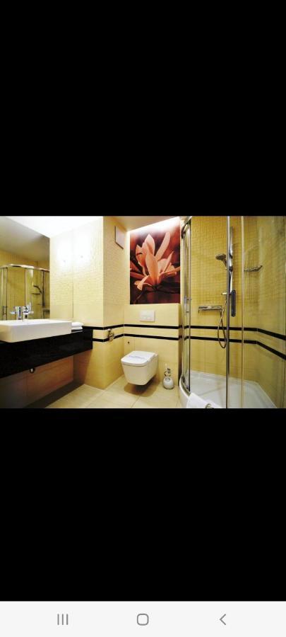 Apartament 2 Pokojowy Prywatny Z Aneksem Kuchennym W Hotelu Diva Kolobrzeg Exterior photo
